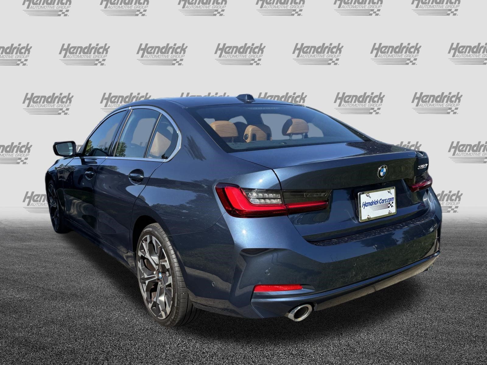 Certified 2025 BMW 330i Sedan RWD image 9