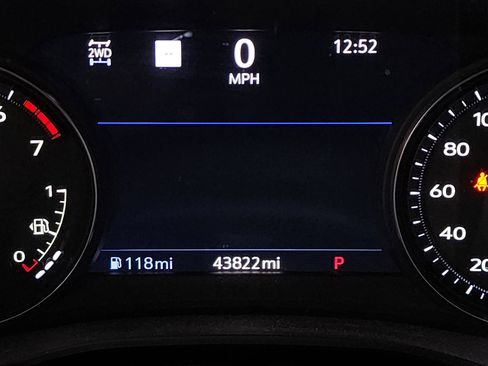 Used 2022 Cadillac XT5 Premium Luxury w/ Technology Package image 24