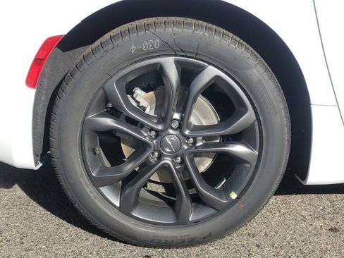 New 2026 Chrysler Pacifica Select image 6