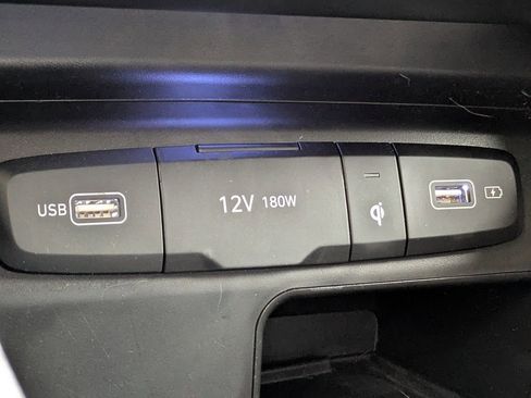 Used 2022 Hyundai Santa Cruz Limited image 23