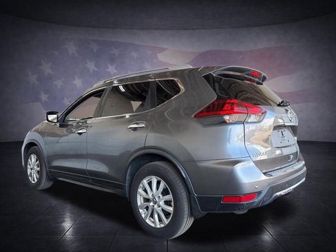 Used 2019 Nissan Rogue SV FWD image 3