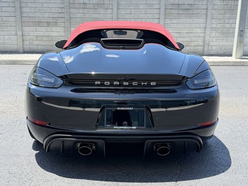 Certified 2022 Porsche 718 Boxster Spyder RWD image 12