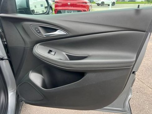 Used 2023 Buick Encore GX Select FWD image 10