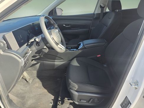 Used 2025 Hyundai Tucson SEL image 12