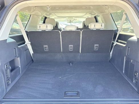 New 2026 Lincoln Navigator L Black Label AWD/4WD image 12