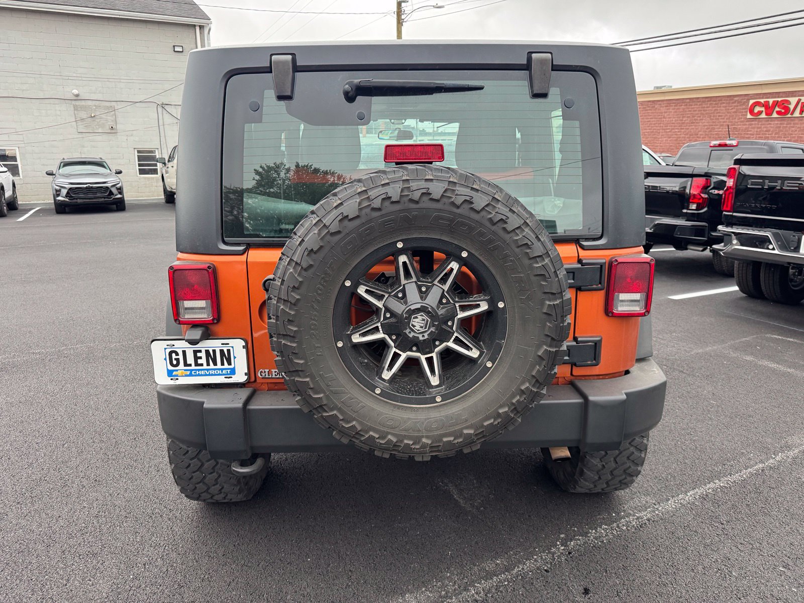 Used 2011 Jeep Wrangler Rubicon w/ Dual Top Group AWD/4WD image 5