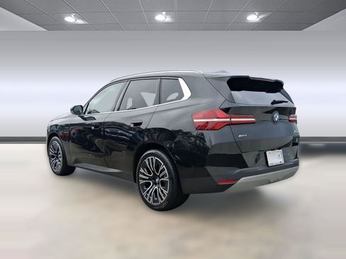 Used 2025 BMW X3 xDrive30i w/ Convenience Package image 3