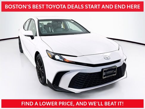 New 2026 Toyota Camry SE image 1