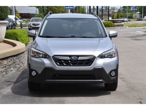 Used 2023 Subaru Crosstrek 2.0i Premium AWD/4WD image 9