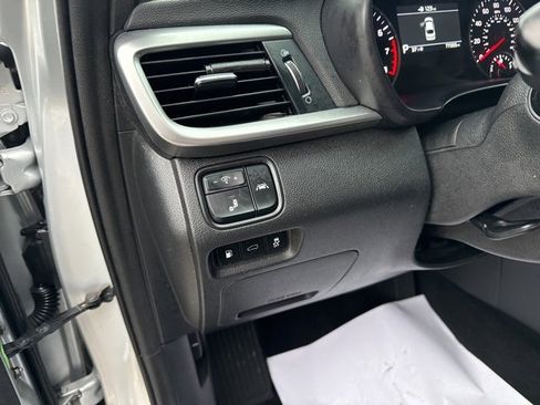 Used 2020 Kia Optima SX image 30