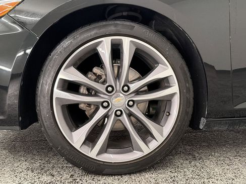 Used 2023 Chevrolet Malibu LT w/ Driver Confidence Package image 12