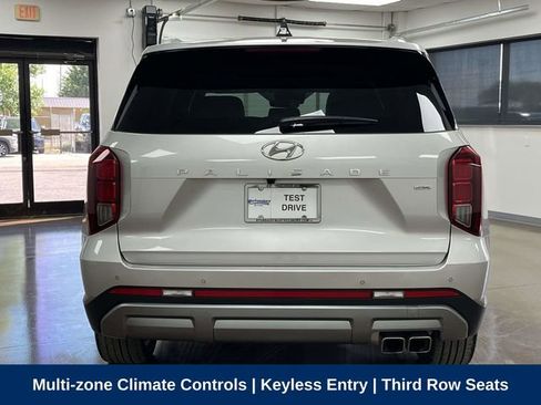 Used 2025 Hyundai Palisade SEL AWD/4WD image 7