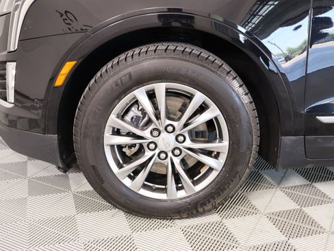 Used 2021 Cadillac XT5 Premium Luxury FWD image 19