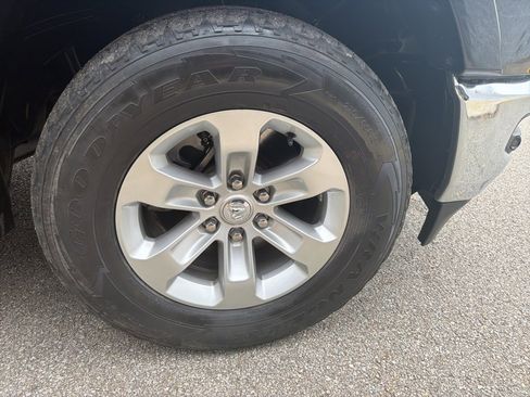 Used 2022 RAM 1500 Laramie image 28