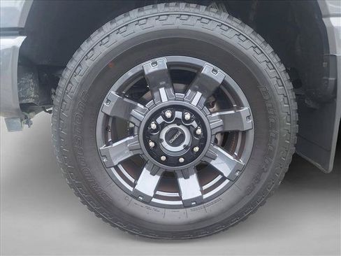 Used 2023 Ford F250 Lariat w/ Sport Appearance Package AWD/4WD image 19