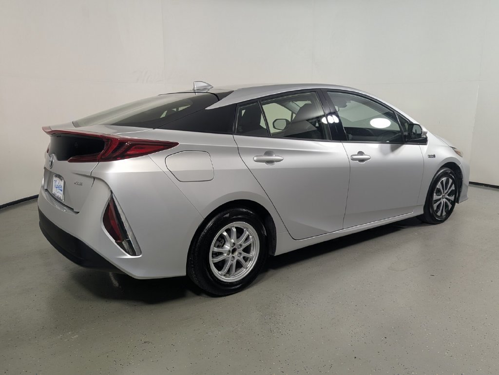 Used 2020 Toyota Prius Prime XLE FWD image 6