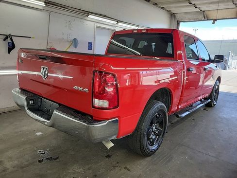 Used 2022 RAM 1500 Classic SLT image 3