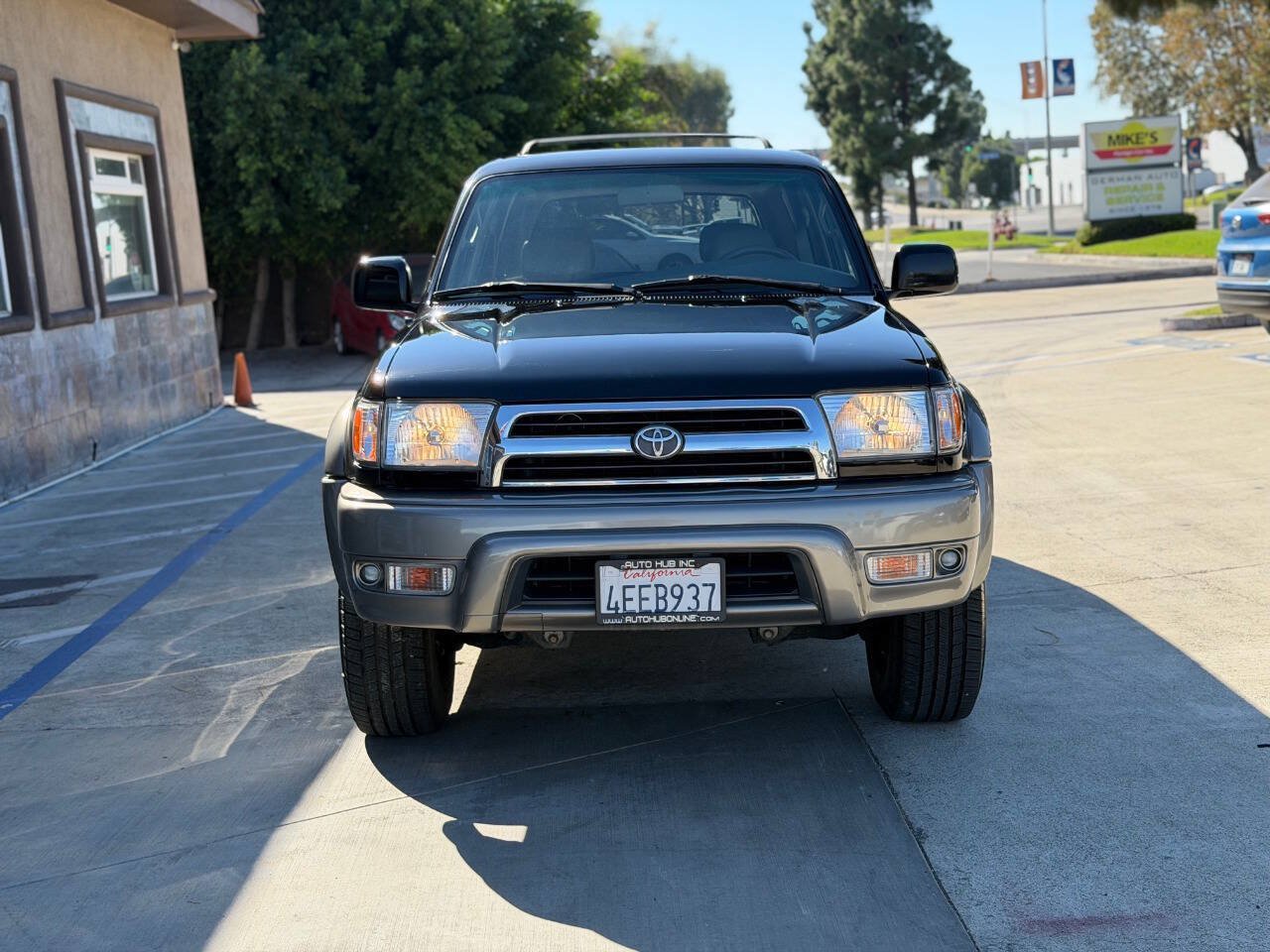 Used 1999 Toyota 4Runner Limited w/ Upgrade Value Pkg 5 RWD image 3
