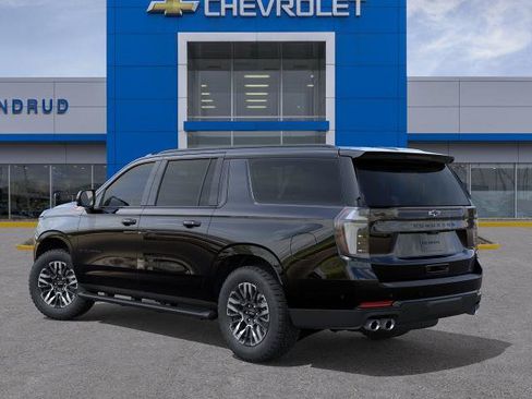 New 2026 Chevrolet Suburban Z71 w/ Comfort Package AWD/4WD image 27
