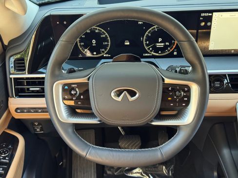 Used 2025 INFINITI QX80 Sensory w/ Premium Cargo Package AWD/4WD image 22