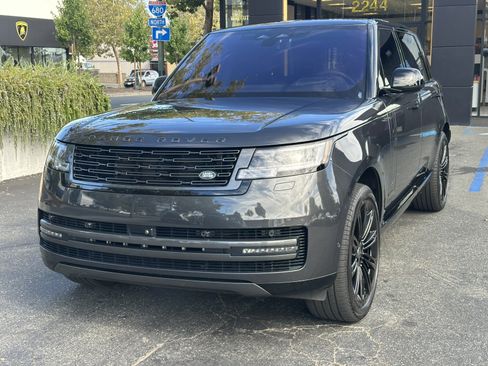 Used 2023 Land Rover Range Rover Long Wheelbase Autobiography AWD/4WD image 4