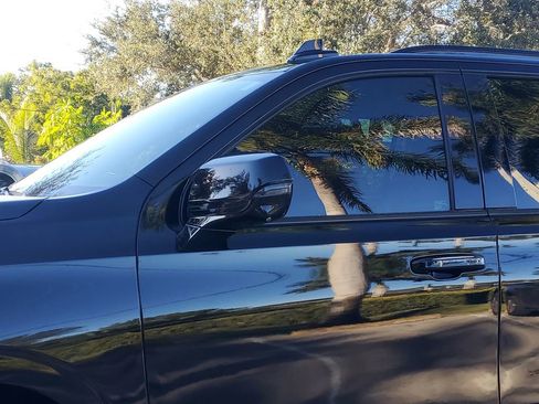 Used 2021 Cadillac Escalade Sport image 12