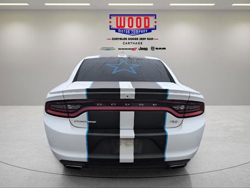 Used 2018 Dodge Charger R/T RWD image 4