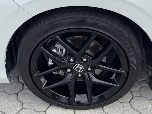 Used 2025 Honda Civic Sport image 18