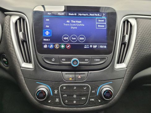 Used 2024 Chevrolet Malibu LT image 25