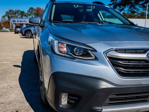 Used 2022 Subaru Outback Limited image 22