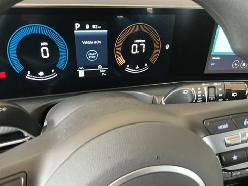 New 2026 Hyundai Tucson SE image 11