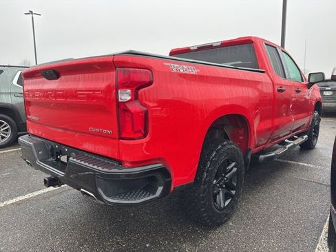 Used 2019 Chevrolet Silverado 1500 Custom Trail Boss w/ Custom Convenience Package image 3