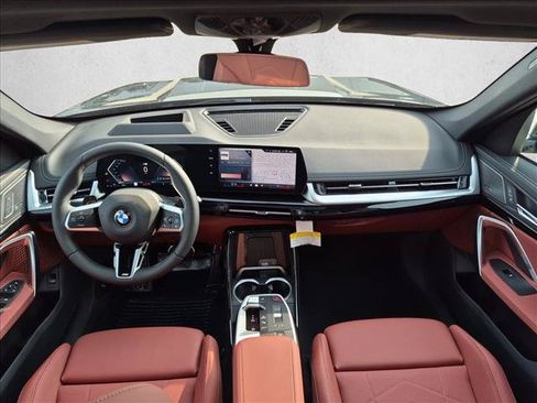 New 2027 BMW X1 xDrive28i AWD/4WD image 15