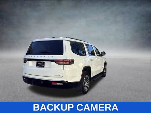Used 2024 Jeep Wagoneer Series II w/ Flexible Seating Group AWD/4WD image 5