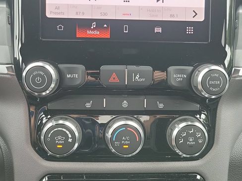 Used 2026 RAM 1500 Big Horn AWD/4WD image 30