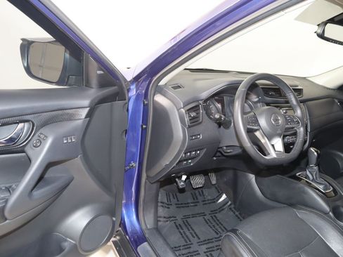 Used 2018 Nissan Rogue SL FWD image 44