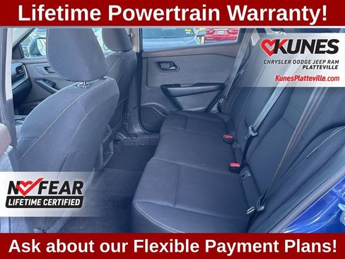 Used 2023 Nissan Rogue S image 23