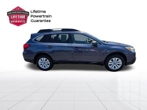 Used 2017 Subaru Outback 2.5i Premium AWD/4WD image 6
