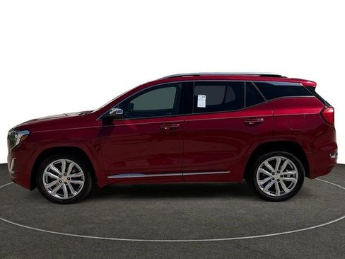 Used 2018 GMC Terrain Denali w/ Advanced Safety Package FWD image 2