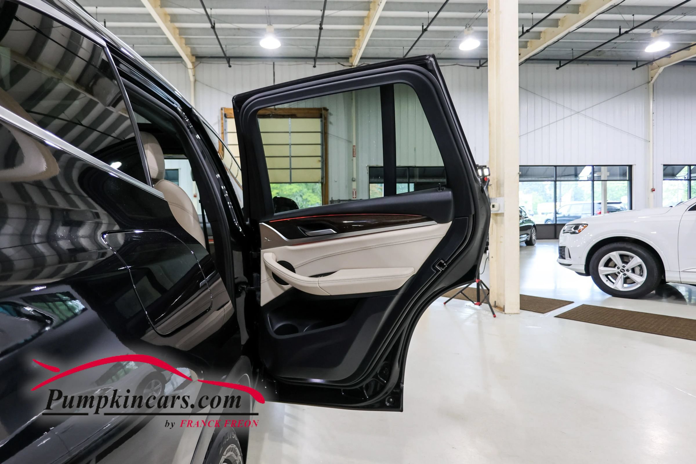 Used 2018 BMW X3 xDrive30i w/ Premium Package AWD/4WD image 24