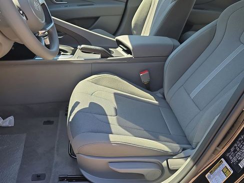 New 2026 Hyundai Elantra SE w/ Cargo Package FWD image 15