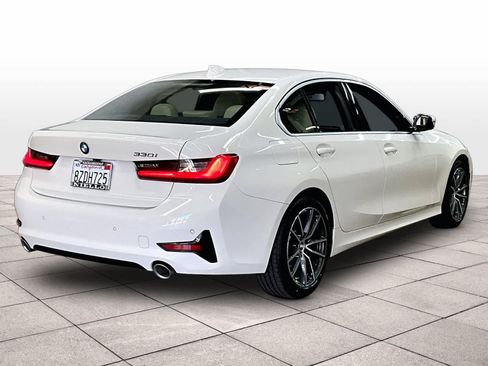 Used 2021 BMW 330i Sedan w/ Premium Package RWD image 16