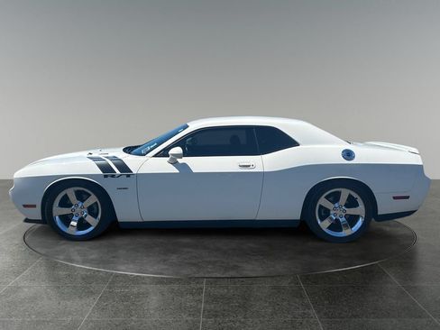 Used 2009 Dodge Challenger R/T RWD image 5