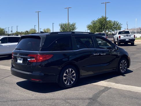 Used 2024 Honda Odyssey EX-L image 5