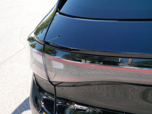 Certified 2023 Volkswagen ID.4 Pro S AWD/4WD image 18