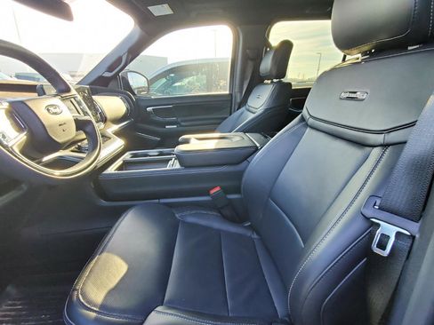 Used 2025 Ford Expedition Platinum w/ Stealth Performance Package image 3