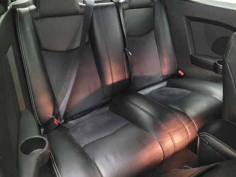 Used 2014 Chrysler 200 S FWD image 19