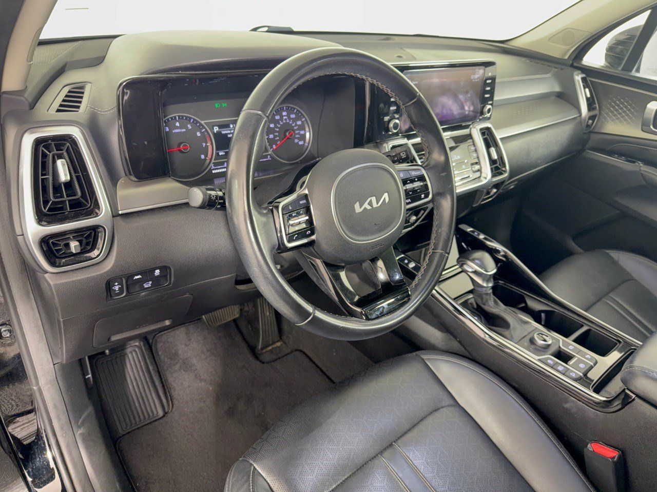 Used 2022 Kia Sorento SX AWD/4WD image 4