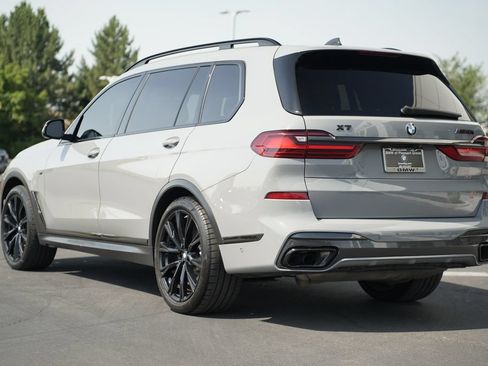 Used 2021 BMW X7 M50i AWD/4WD image 3