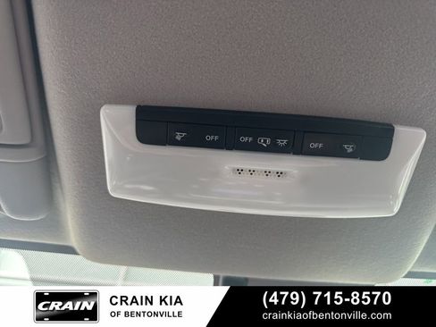 Used 2021 Nissan Versa S image 24